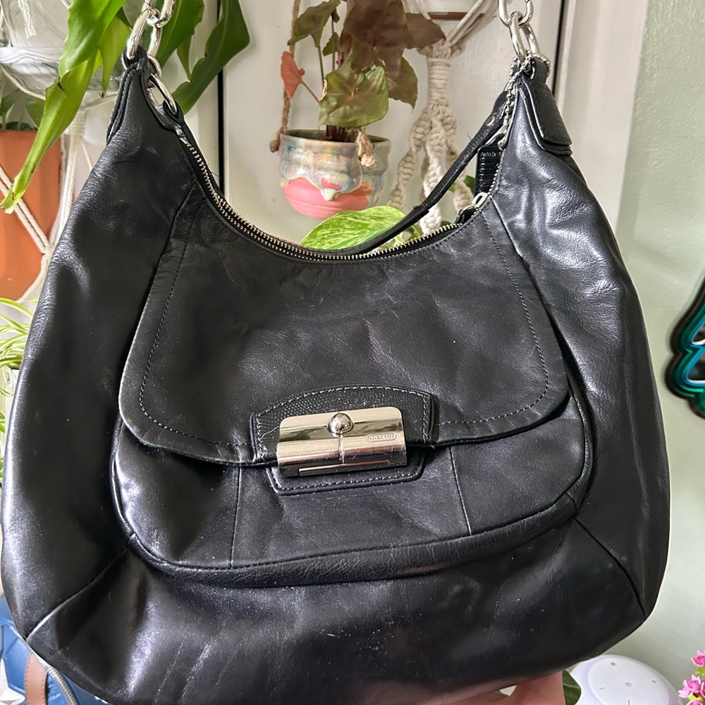 Coach bag with grey lining - Picture 2 of 8